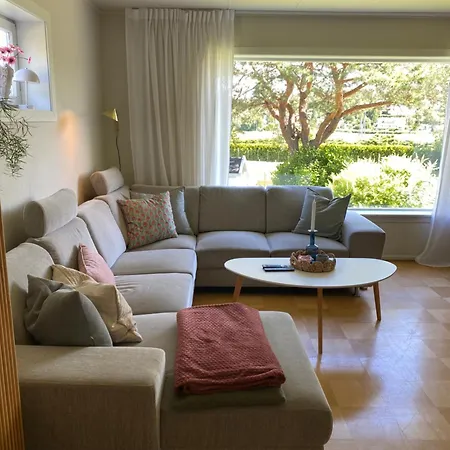 Casa de Férias House With Large Garden, Near The Sea In Saltnes *
